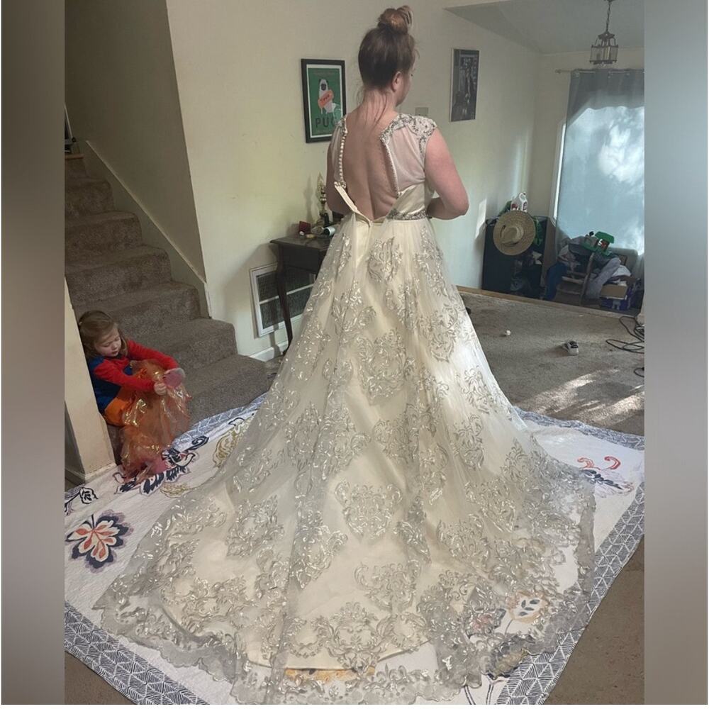 Cristiano Lucci wedding gown Raquel - Picture 15 of 16